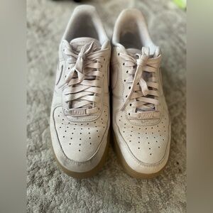 NIKE AF1 with platform gum sole size10.5